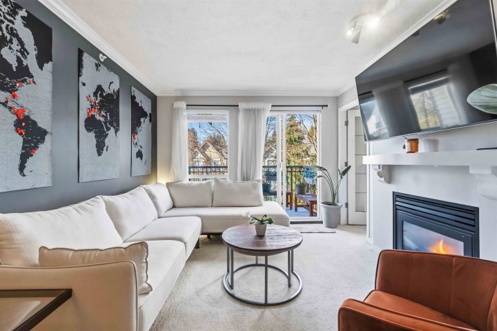 Photo 9 at 406 - 1150 E 29th Street, Lynn Valley, North Vancouver