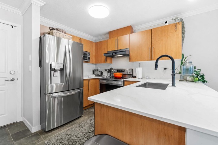 Photo 4 at 406 - 1150 E 29th Street, Lynn Valley, North Vancouver