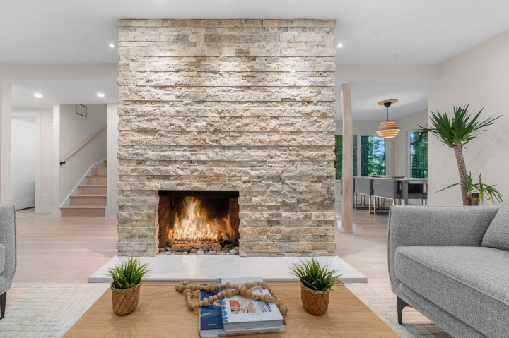 Photo 10 at 867 Frederick Road, Lynn Valley, North Vancouver