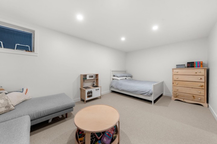 Photo 27 at 34 - 1910 Cedar Village Crescent, Westlynn, North Vancouver