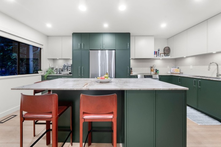 Photo 1 at 34 - 1910 Cedar Village Crescent, Westlynn, North Vancouver