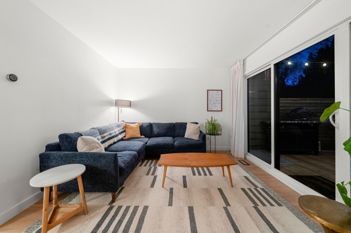 Photo 9 at 34 - 1910 Cedar Village Crescent, Westlynn, North Vancouver