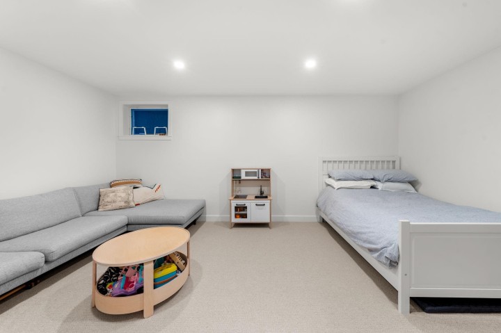 Photo 25 at 34 - 1910 Cedar Village Crescent, Westlynn, North Vancouver