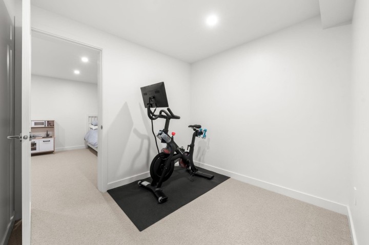 Photo 21 at 34 - 1910 Cedar Village Crescent, Westlynn, North Vancouver