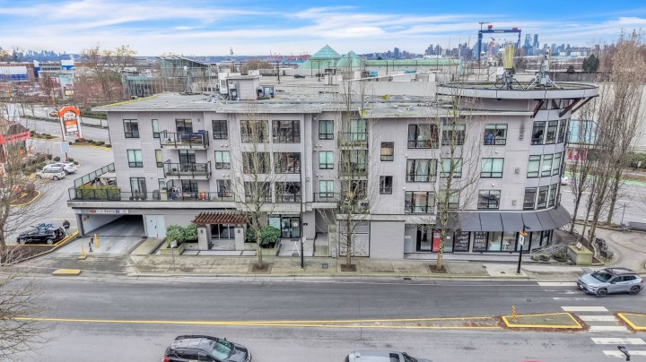 Photo 22 at 405 - 935 W 16th Street, Mosquito Creek, North Vancouver