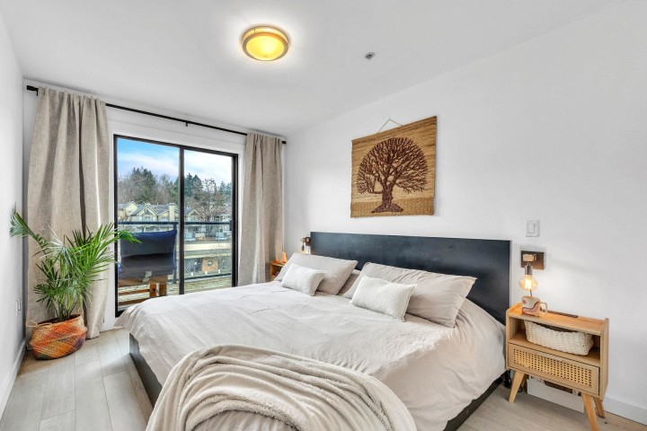 Photo 14 at 405 - 935 W 16th Street, Mosquito Creek, North Vancouver