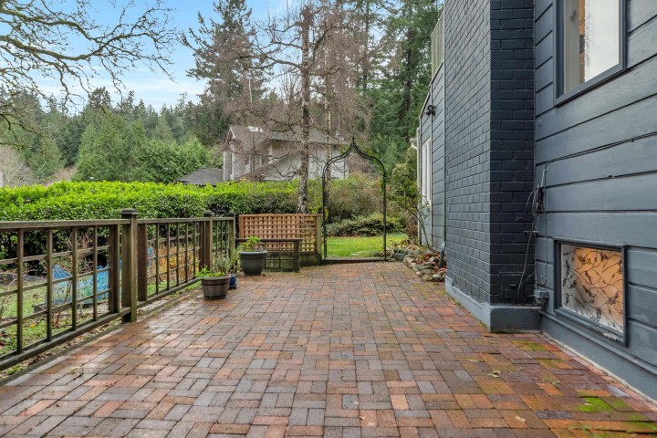 Photo 36 at 4890 The Dale, Olde Caulfeild, West Vancouver