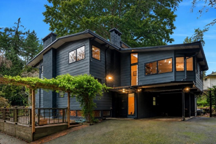 Photo 1 at 4890 The Dale, Olde Caulfeild, West Vancouver