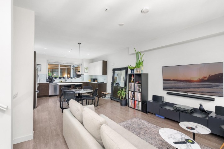 Photo 4 at 307 - 2135 Heritage Park Lane, Seymour NV, North Vancouver