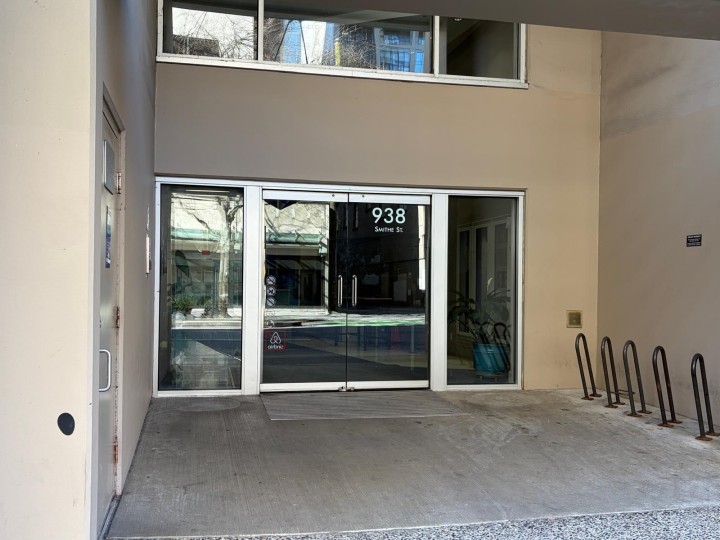 Photo 2 at 1525 - 938 Smithe Street, Downtown VW, Vancouver West