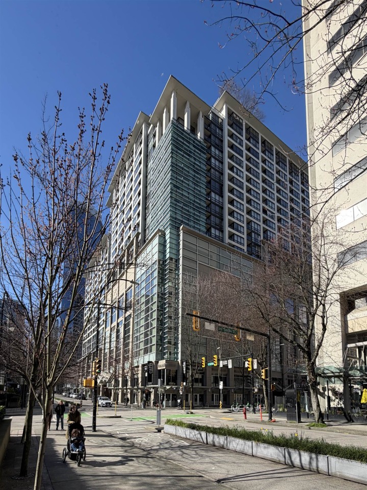 Photo 1 at 1525 - 938 Smithe Street, Downtown VW, Vancouver West
