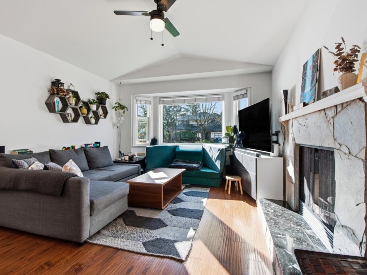 Photo 7 at 3660 Osprey Court, Roche Point, North Vancouver