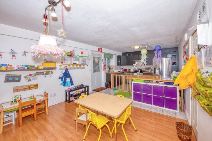 Photo 32 at 826 E 13th Street, Boulevard, North Vancouver