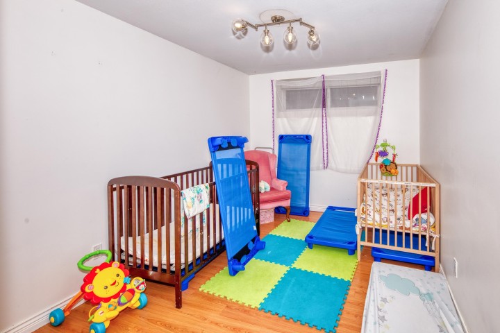 Photo 37 at 826 E 13th Street, Boulevard, North Vancouver