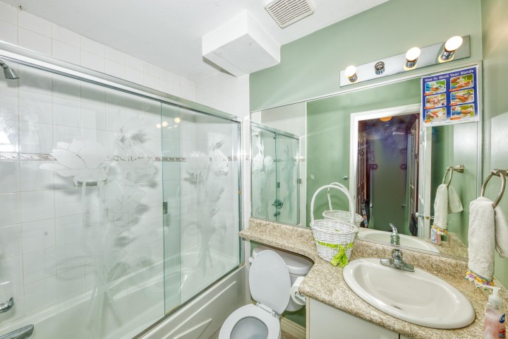 Photo 35 at 826 E 13th Street, Boulevard, North Vancouver