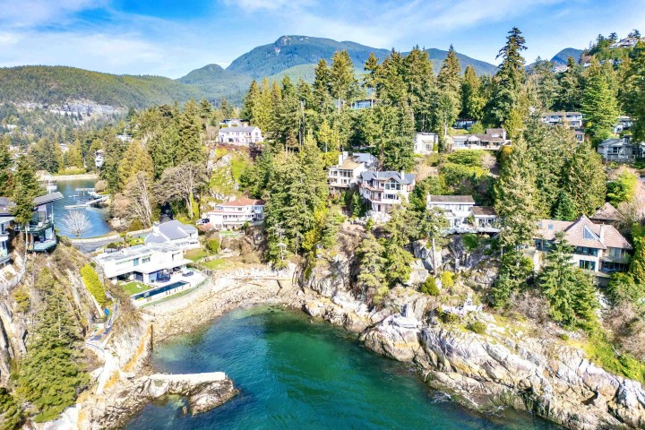 Photo 1 at 5295 Gulf Place, Caulfeild, West Vancouver