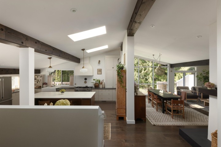 Photo 9 at 4777 Mapleridge Drive, Canyon Heights NV, North Vancouver