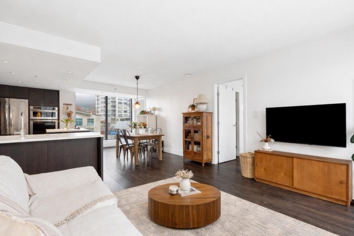 Photo 12 at 303 - 150 W 15th Street, Central Lonsdale, North Vancouver