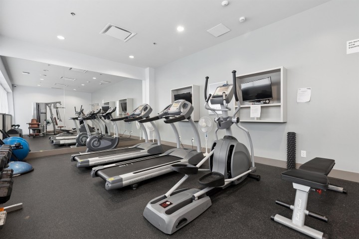 Photo 32 at 303 - 150 W 15th Street, Central Lonsdale, North Vancouver