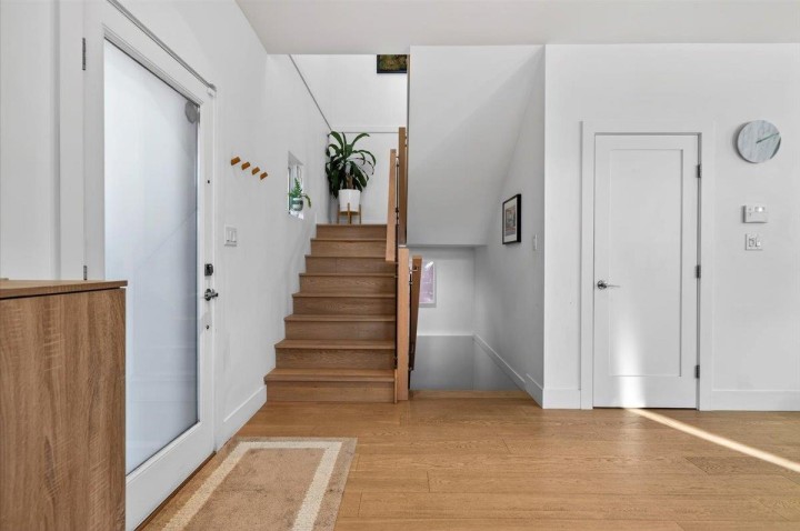 Photo 2 at 2 - 252 E 19th Street, Central Lonsdale, North Vancouver