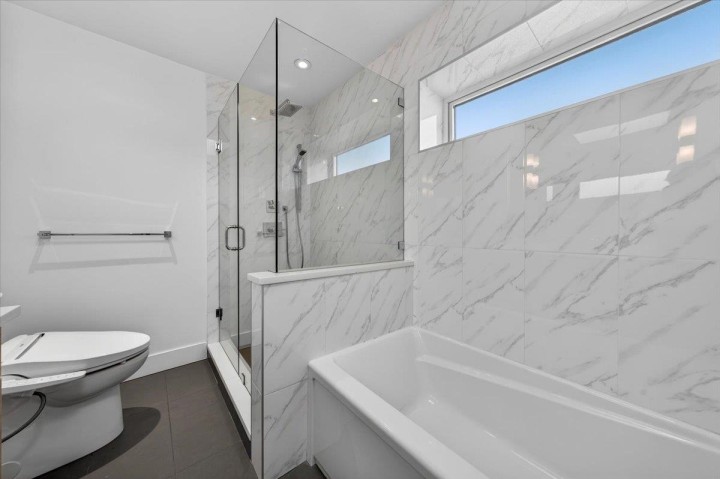 Photo 14 at 2 - 252 E 19th Street, Central Lonsdale, North Vancouver