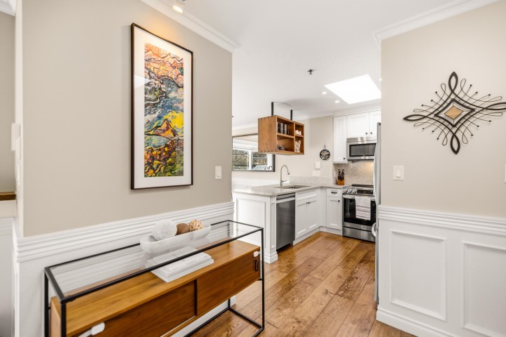 Photo 16 at 401 - 1925 W 2nd Avenue, Kitsilano, Vancouver West