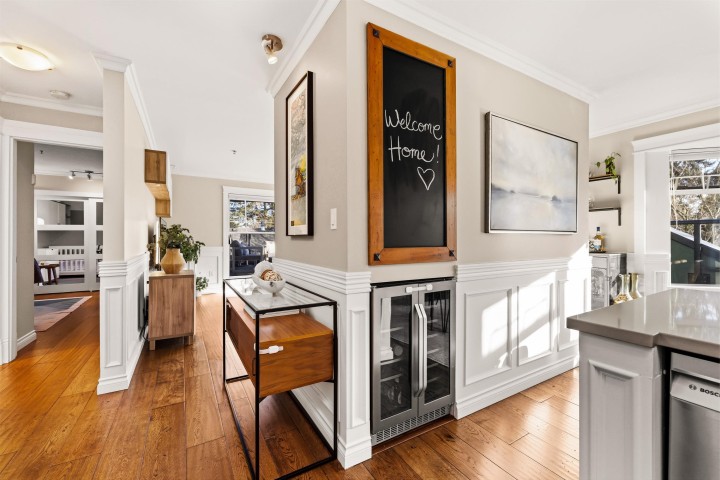 Photo 8 at 401 - 1925 W 2nd Avenue, Kitsilano, Vancouver West