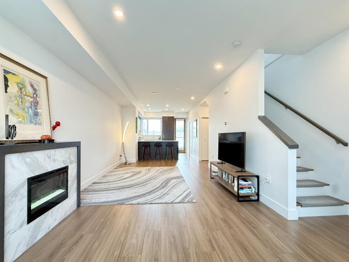 Photo 7 at 5458 Oak Street, Cambie, Vancouver West