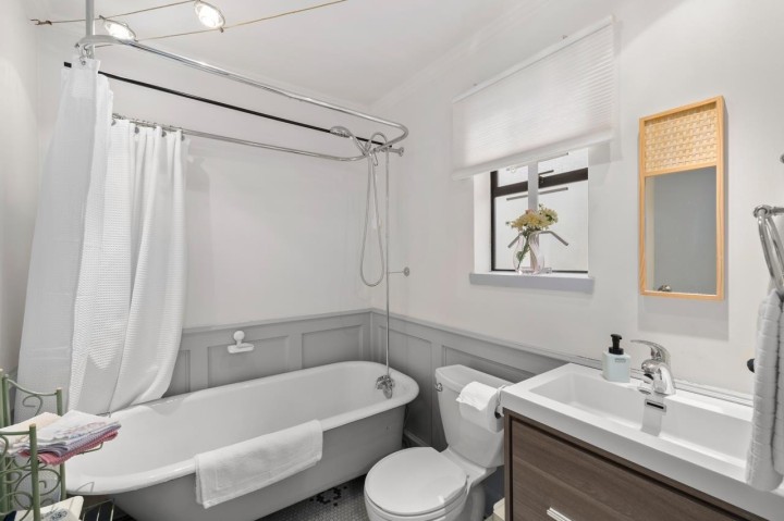 Photo 7 at 2730 Point Grey Road, Kitsilano, Vancouver West