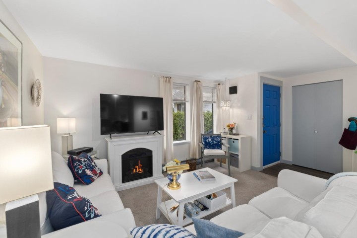 Photo 5 at 2730 Point Grey Road, Kitsilano, Vancouver West