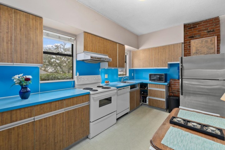 Photo 18 at 2730 Point Grey Road, Kitsilano, Vancouver West