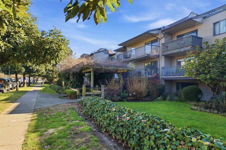 Photo 1 at 108 - 251 W 4th Street, Lower Lonsdale, North Vancouver