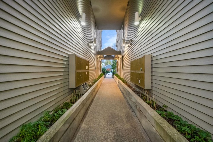 Photo 34 at 409 - 2250 W 3rd Avenue, Kitsilano, Vancouver West