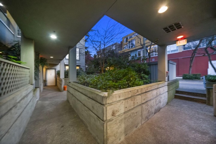 Photo 31 at 409 - 2250 W 3rd Avenue, Kitsilano, Vancouver West