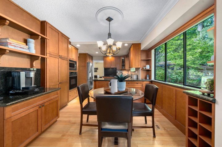 Photo 16 at 1168 Canyon Boulevard, Canyon Heights NV, North Vancouver