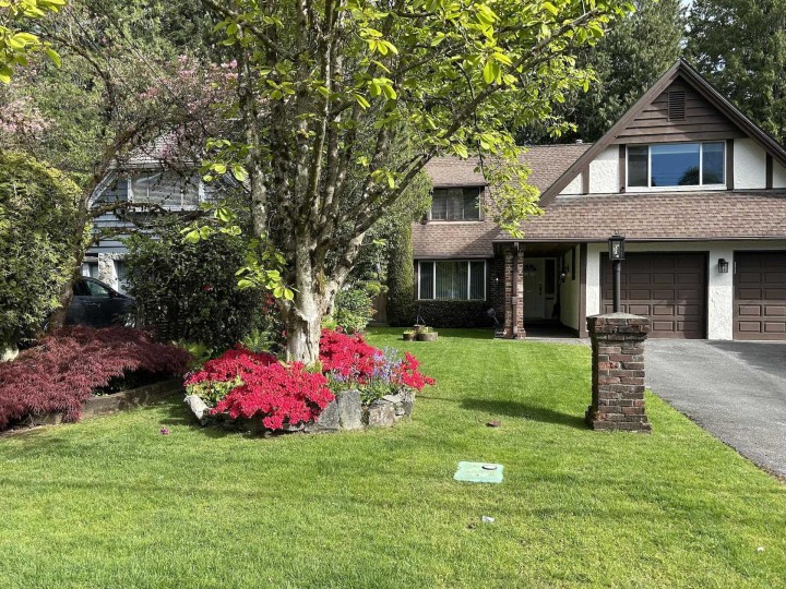 Photo 1 at 1168 Canyon Boulevard, Canyon Heights NV, North Vancouver
