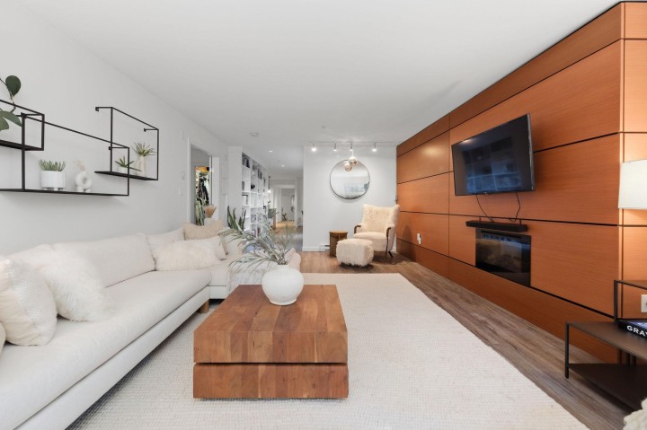 Photo 1 at 105 - 2832 Capilano Road, Capilano NV, North Vancouver