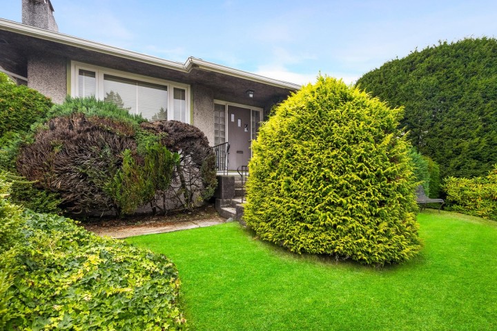 Photo 30 at 4275 Quesnel Drive, MacKenzie Heights, Vancouver West