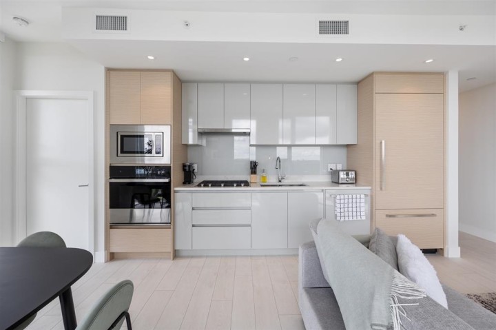 Photo 19 at 1607 - 3538 Sawmill Crescent, South Marine, Vancouver East