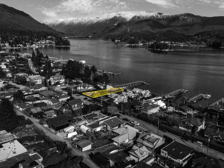 Photo 11 at 450 Beachview Drive, Dollarton, North Vancouver