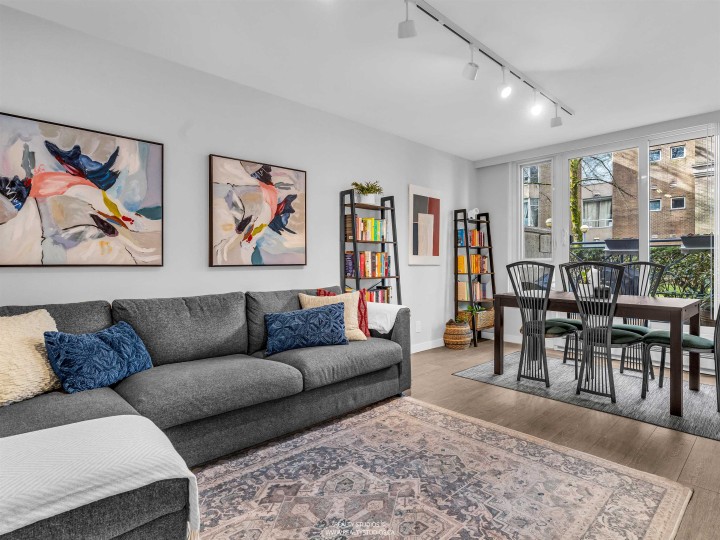 Photo 4 at 224 - 2628 Long Life Place, Fairview VW, Vancouver West