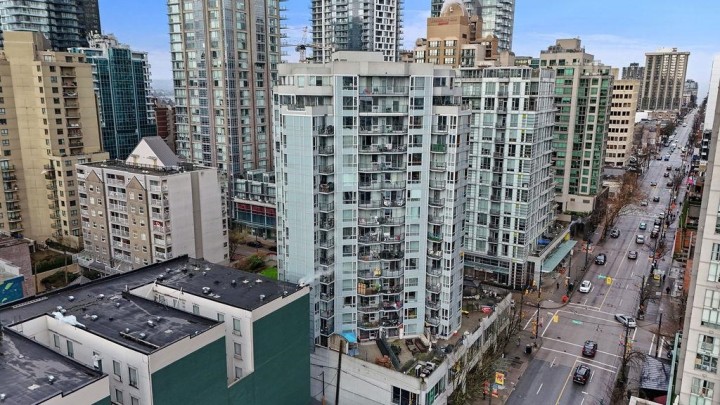 Photo 27 at 603 - 1212 Howe Street, Downtown VW, Vancouver West