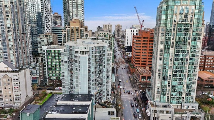 Photo 26 at 603 - 1212 Howe Street, Downtown VW, Vancouver West