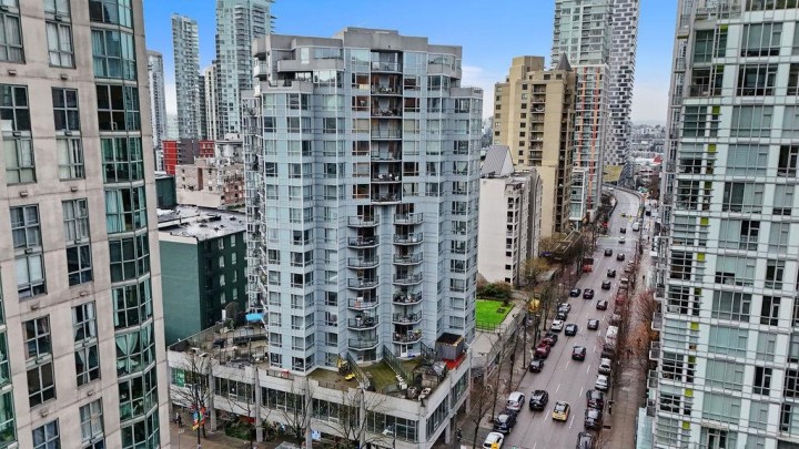 Photo 28 at 603 - 1212 Howe Street, Downtown VW, Vancouver West