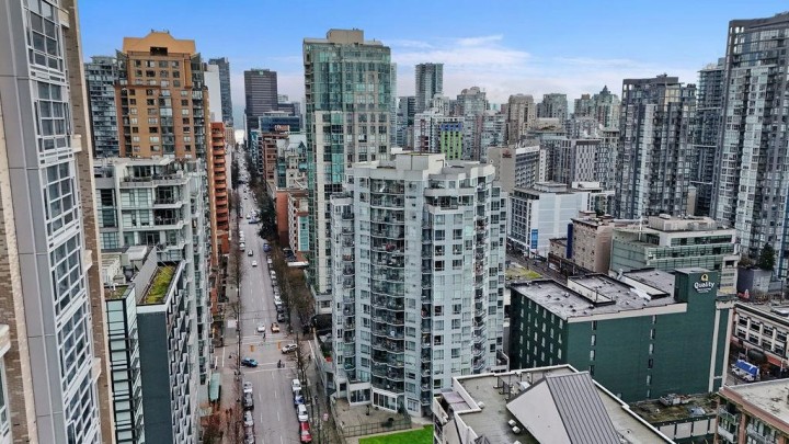 Photo 20 at 603 - 1212 Howe Street, Downtown VW, Vancouver West