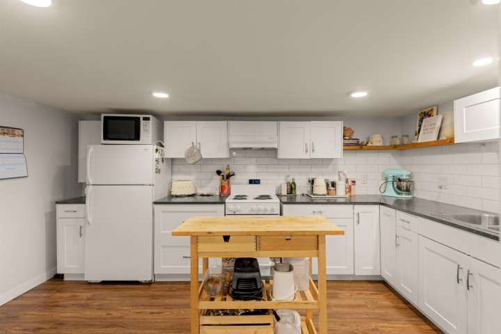 Photo 16 at 612 E 4th Street, Queensbury, North Vancouver