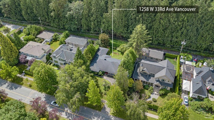 Photo 4 at 1258 W 33rd Avenue, Shaughnessy, Vancouver West