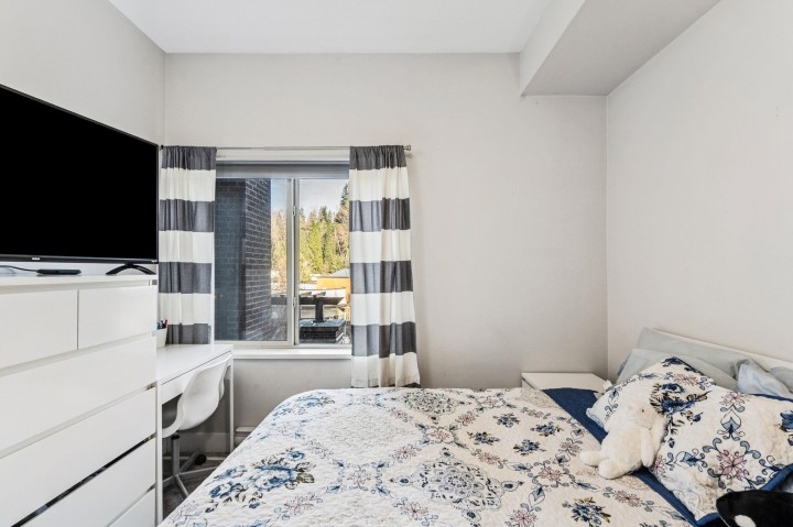 Photo 14 at 302 - 1273 Marine Drive, Norgate, North Vancouver