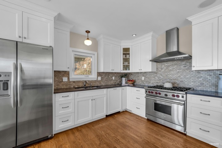 Photo 16 at 1460 Nelson Avenue, Ambleside, West Vancouver