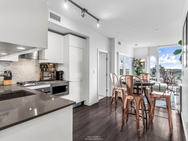 Photo 6 at 3305 - 1283 Howe Street, Downtown VW, Vancouver West